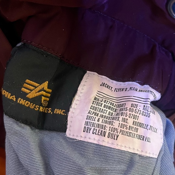 Alpha Industries Flight/Bomber Jacket Size Medium - Picture 10 of 11